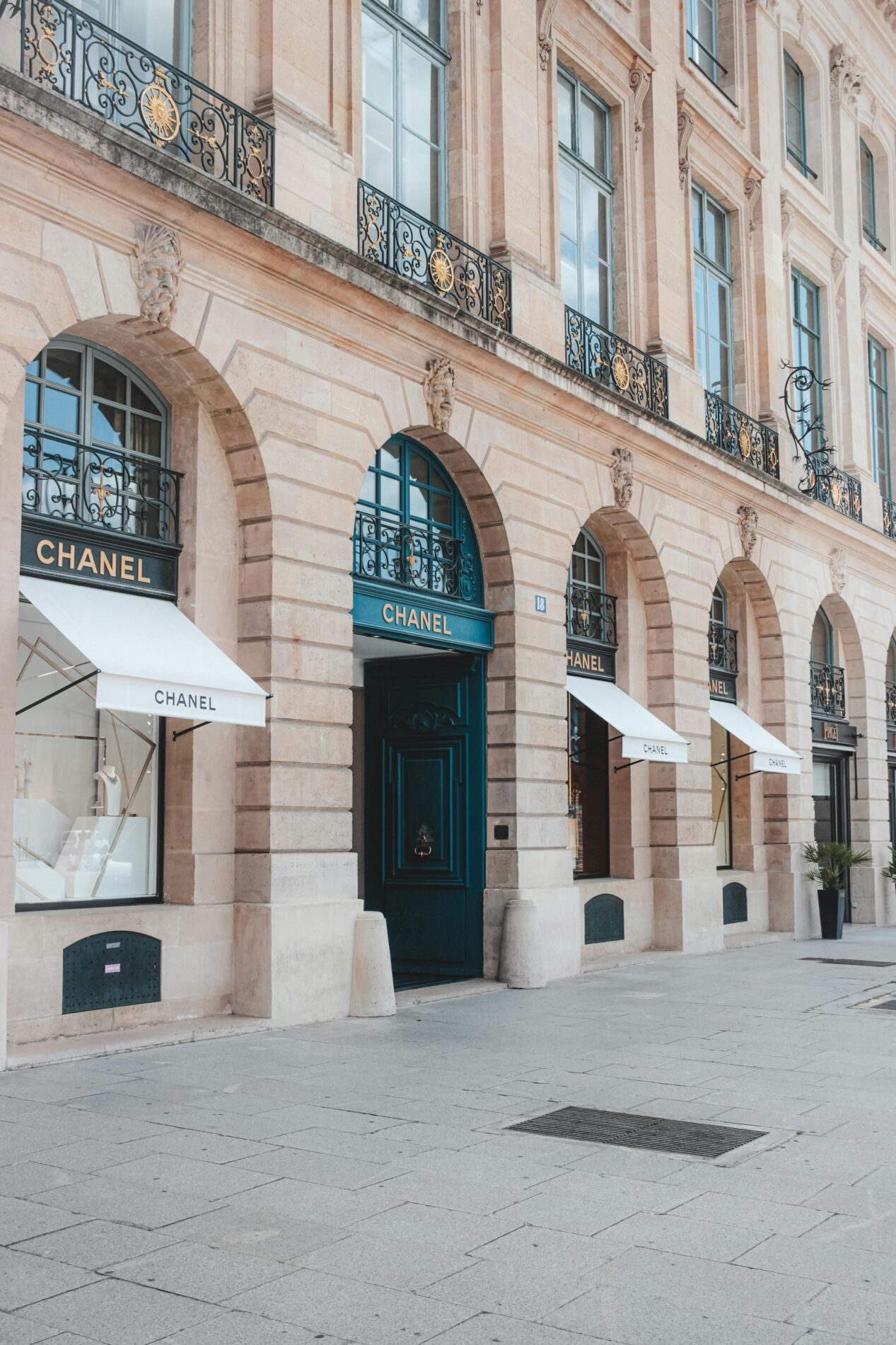 Chanel boutique